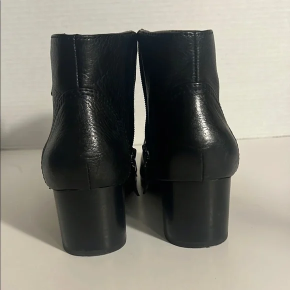 Johnston and Murphy Black Leather Ankle Boots - S1 - Picture 2 of 5